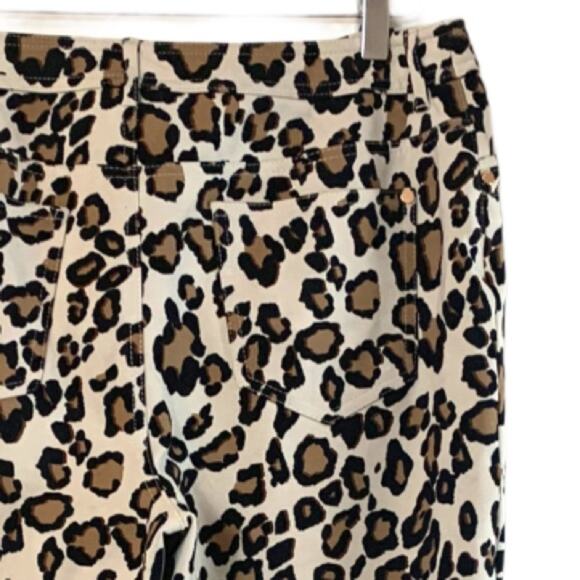 Chico’s Women's So Slimming Ponte Leopard Print Stretch Ankle Pant 1.5 Size 10 - Picture 6 of 9